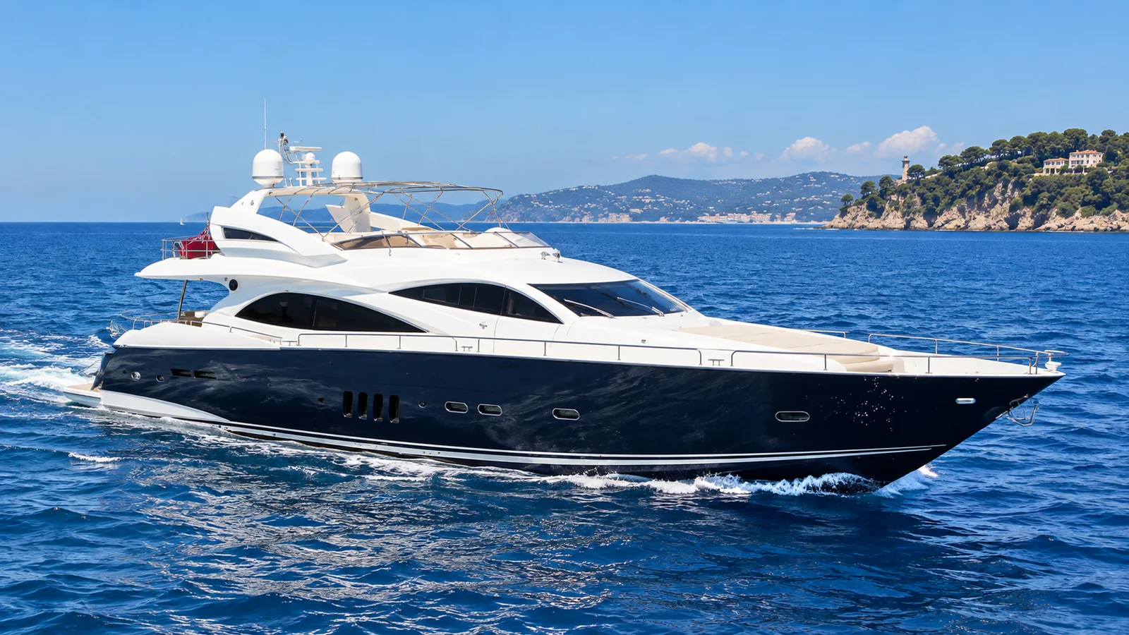 Sunseeker 90 Yacht